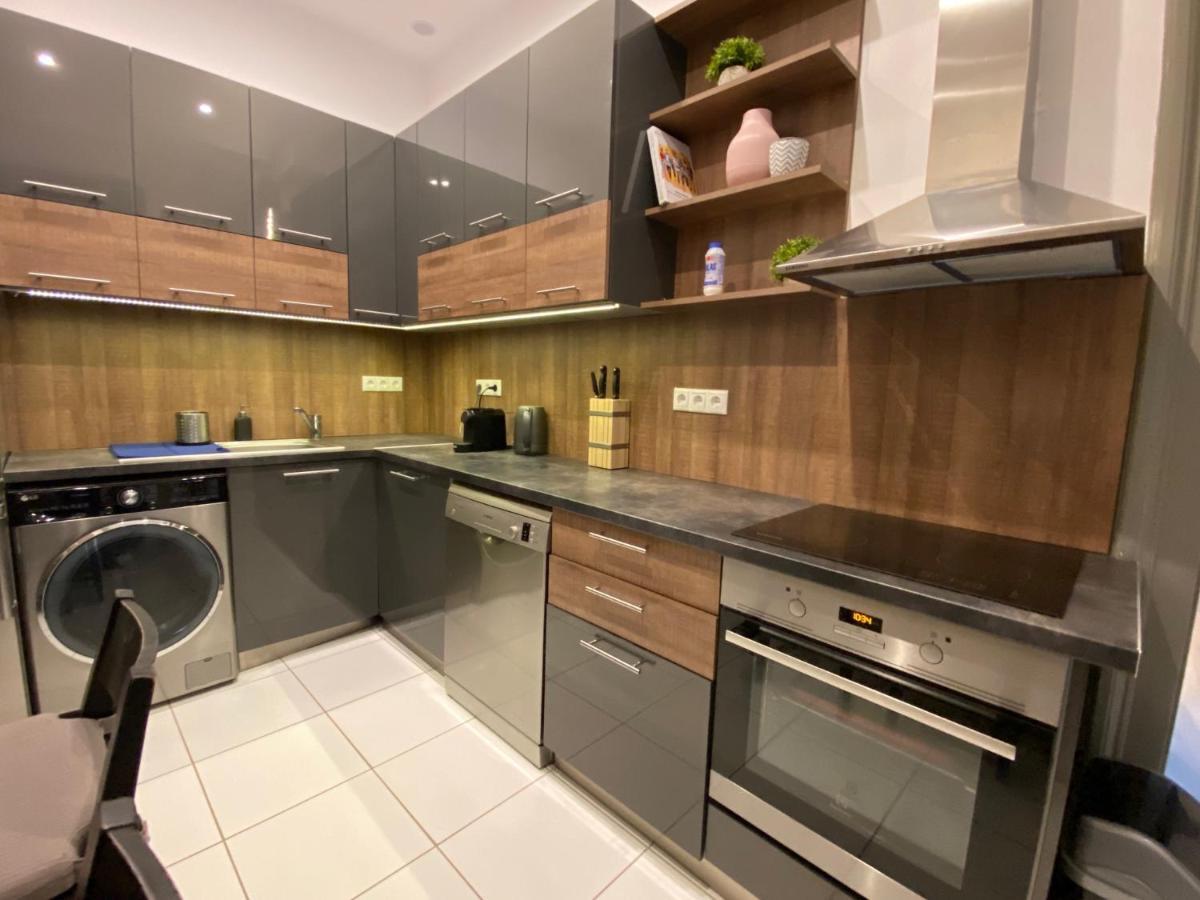 Hunyady Gallery Apartment Budapest Exteriör bild