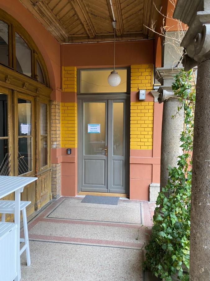 Hunyady Gallery Apartment Budapest Exteriör bild